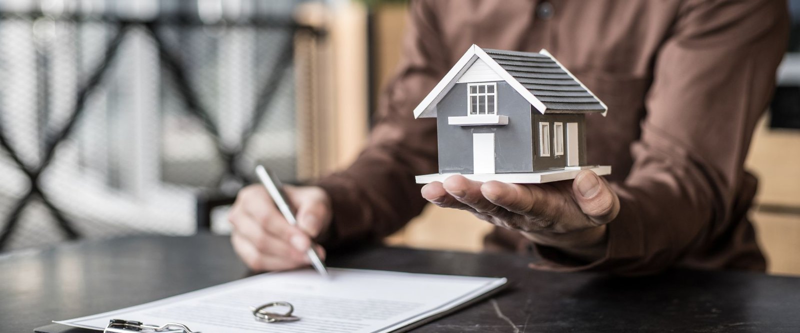 real estate business in Oman